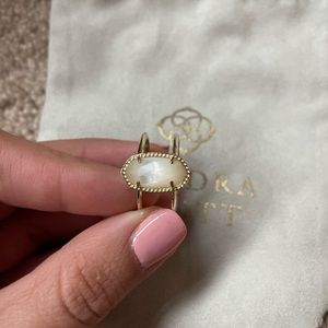 Kendra Scott gold ring